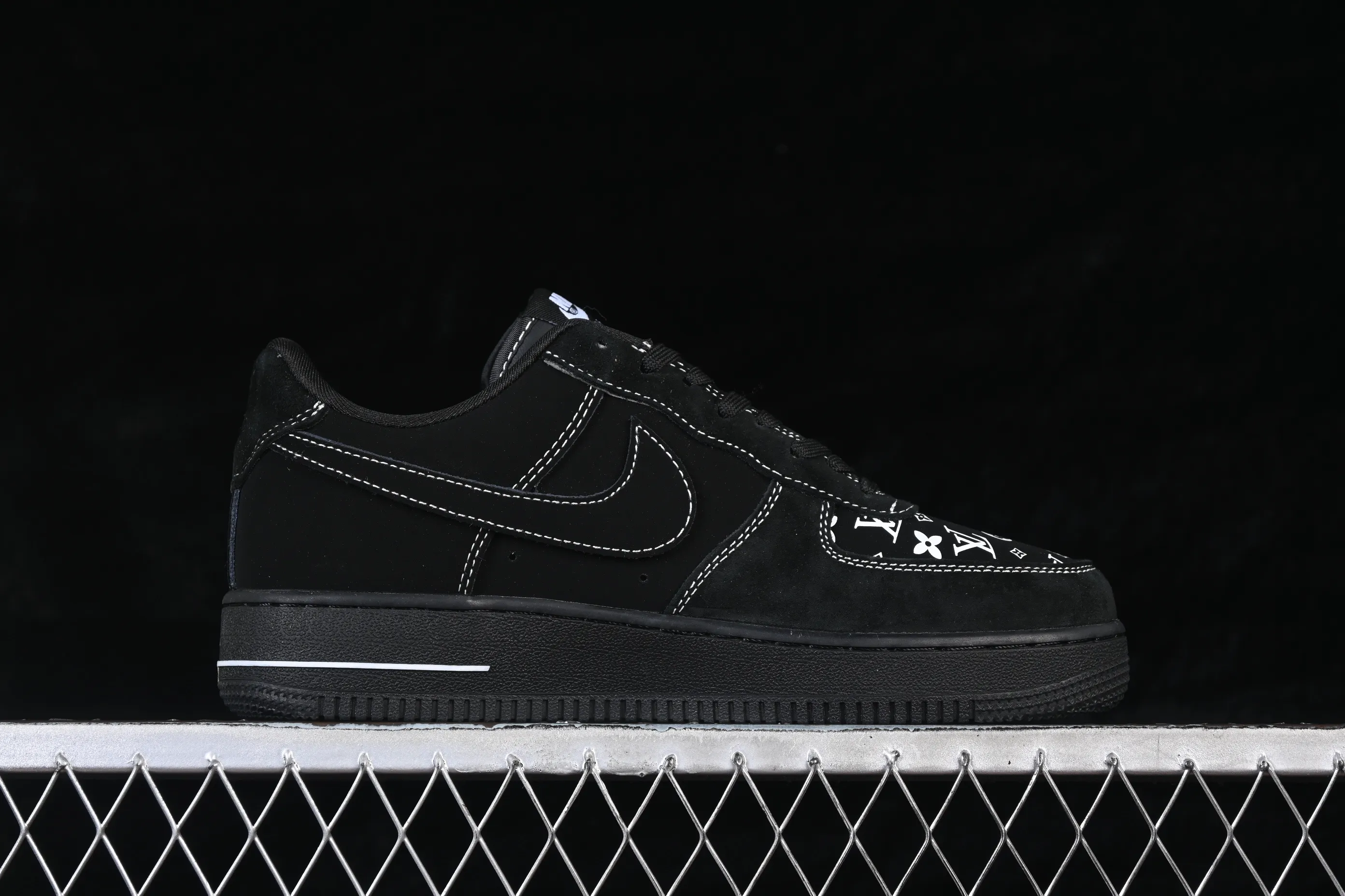 All categories Nk Air Force 1 Air Force series Nk Air Force 1 Low Air Force low top Nike Air Force 1'07 Low LV joint black Air Force 1 low top casual sneakers SS1979-001